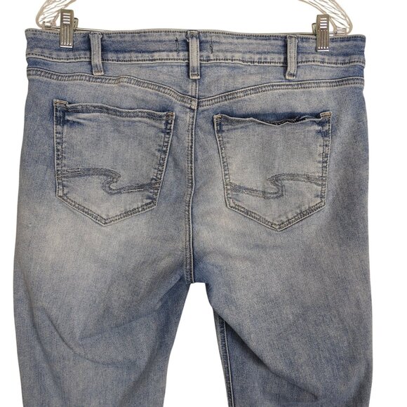 Silver Distressed Light Wash blue mid rise Elyse Straight Women's Jeans W34 L29 - Picture 5 of 16